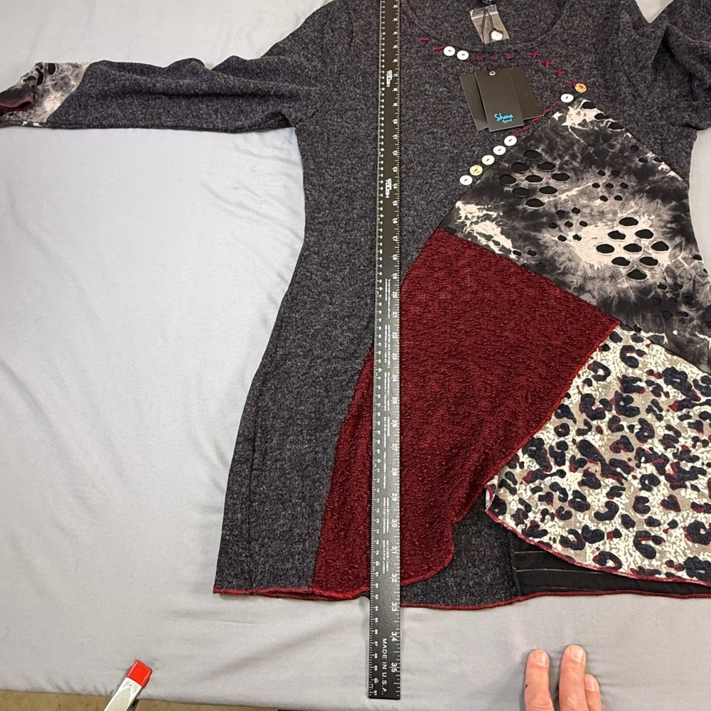 Shana Apparel Mixed Media Patchwork Tunic Top Black Red Leopard Print Womens M - Picture 9 of 16